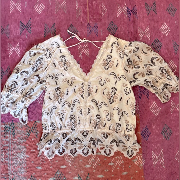 Anthropologie Tops - Anthropologie Embroidered White Lace Top